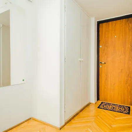Apartment Walowa For 5 Warsaw